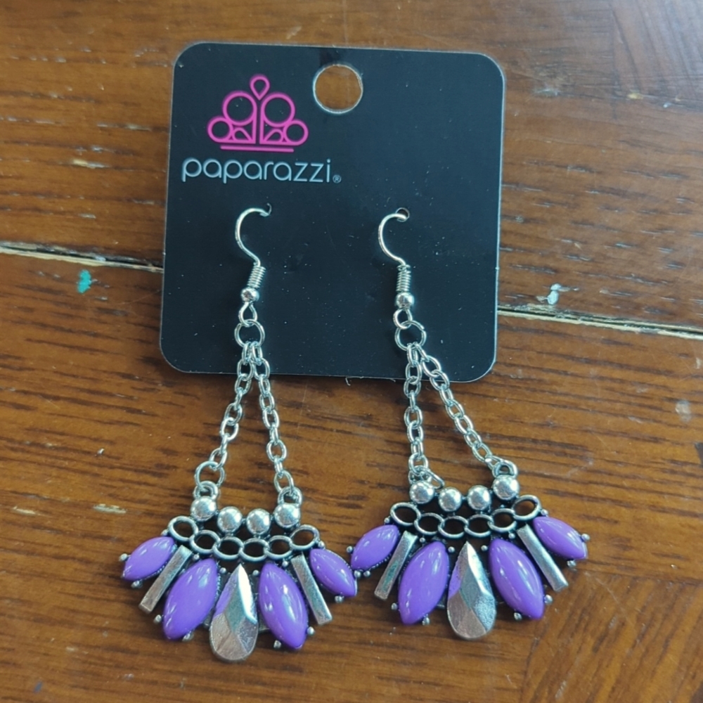 Paparazzi Terra tribe purple earring